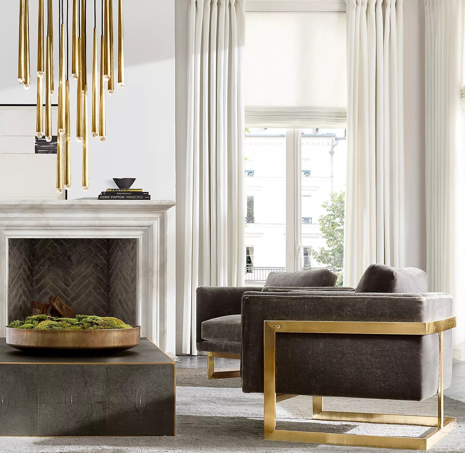 Aquitaines Luxury Modern Round Chandelier Lighting 30"