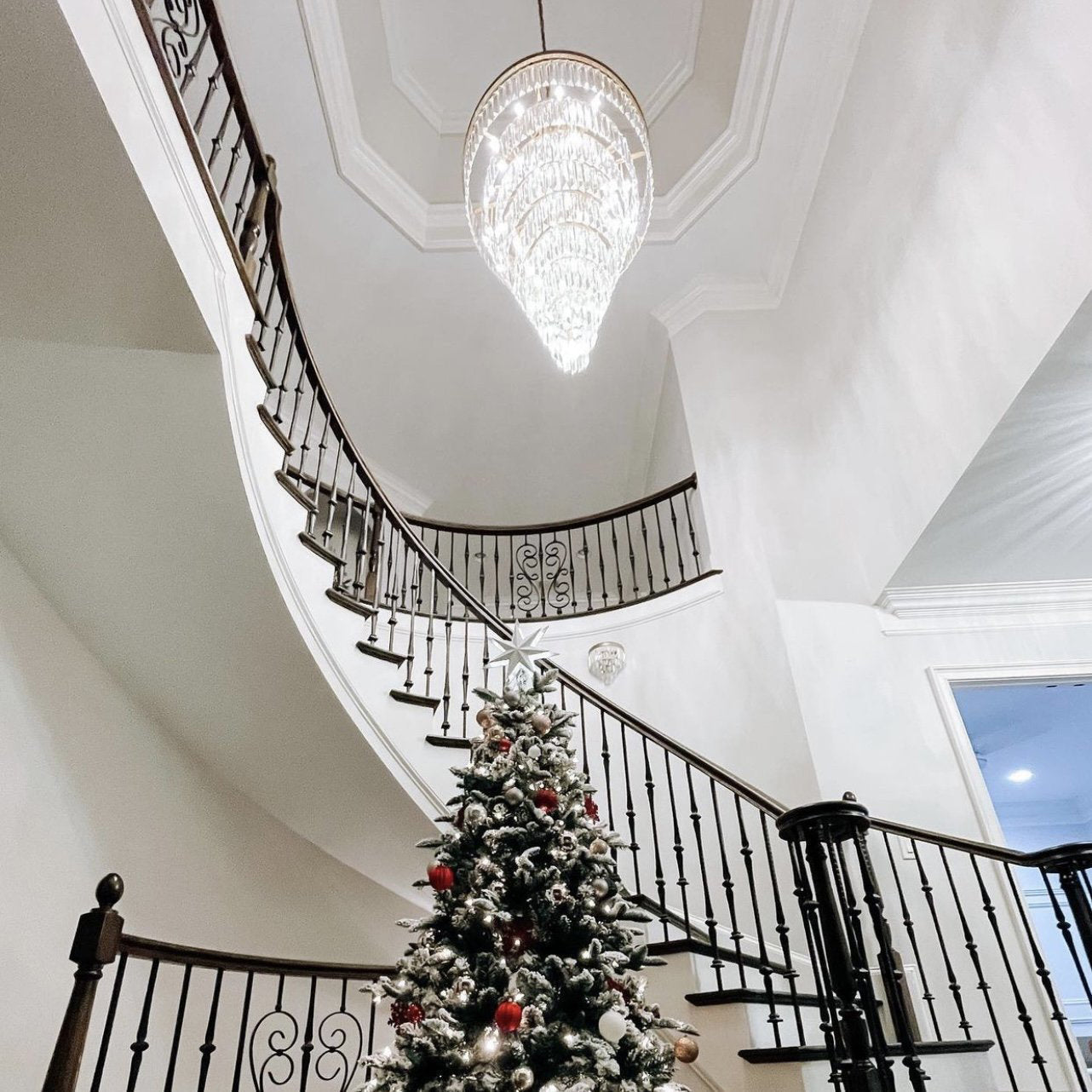 Luxury Odeon Spiral Layered Crystal Fringe Chandelier Artistic Lighting for Living Room